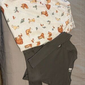 Hollister forest animals lounge/sleep pants size S w/Forest green top